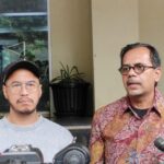 Pandji Pragiwaksono berdialog dengan pelapor di Polda Metro Jaya