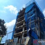 Polisi olah TKP empat pekerja tewas di Jakarta Selatan