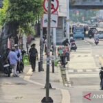 JPO Stasiun Jatinegara rawan copet, warga desak tindakan tegas